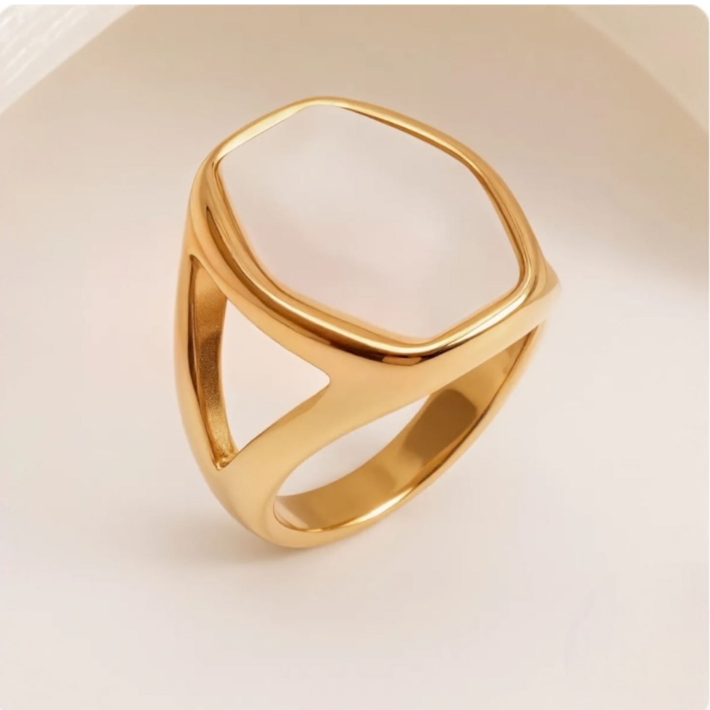 Women's Simple Geometric Gold Stainless Steel Ring