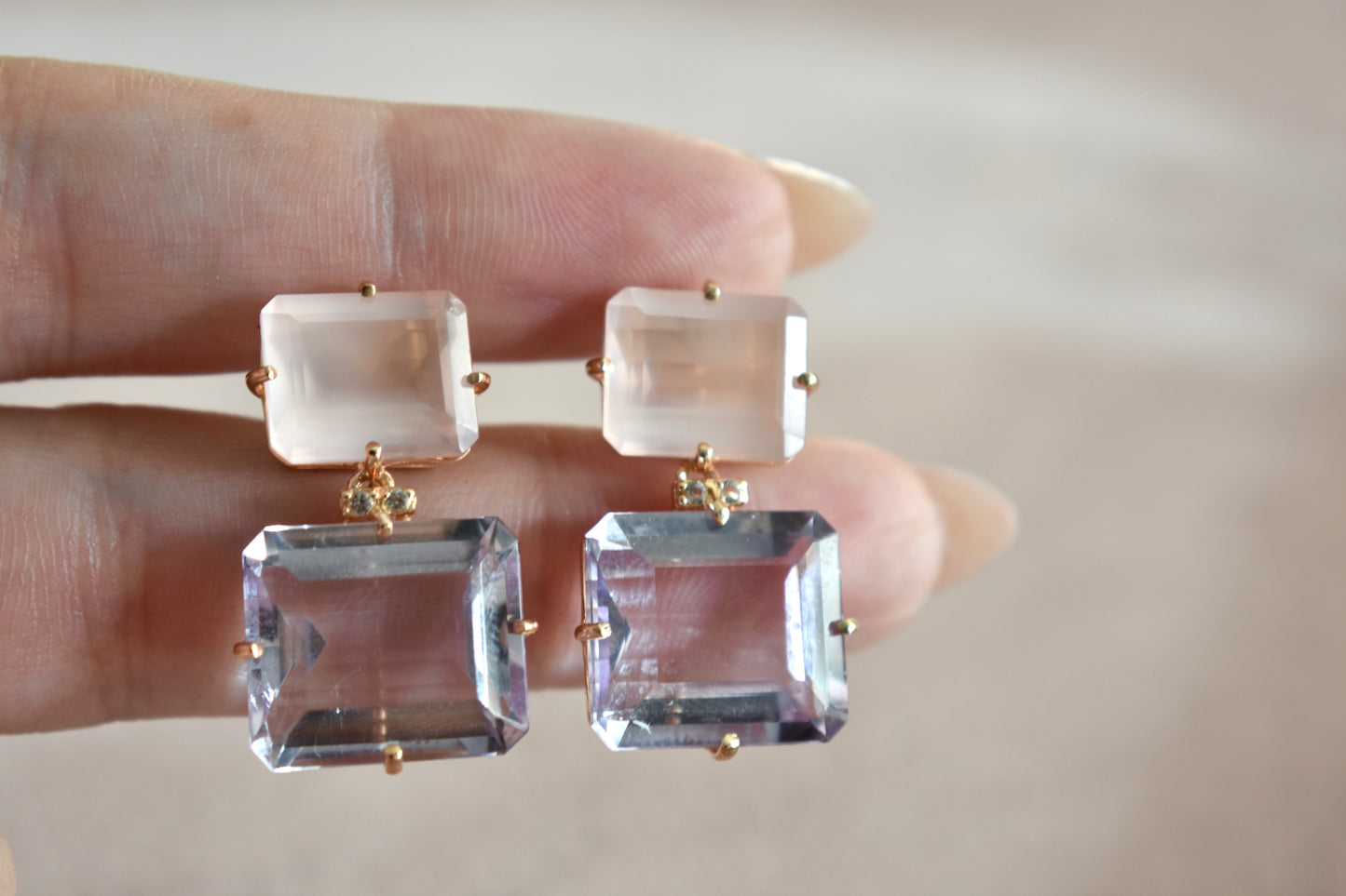 Coluna 18K Gold Earrings with Pink Amethyst and Rose Quartz Gemstones