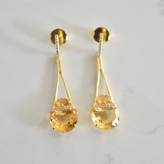 Vianna Brasil Pendulum 18K Gold Earrings with Yellow Citrine and White Topaz Gemstones