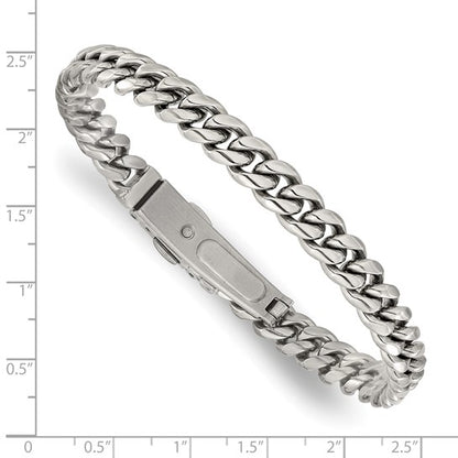 Silver chain bracelet with a measurement scale on a white background
Material: stainless steel flat links
Color: silver
Closure: deployment buckle
Measurement: 8" circumference. 8 mm width