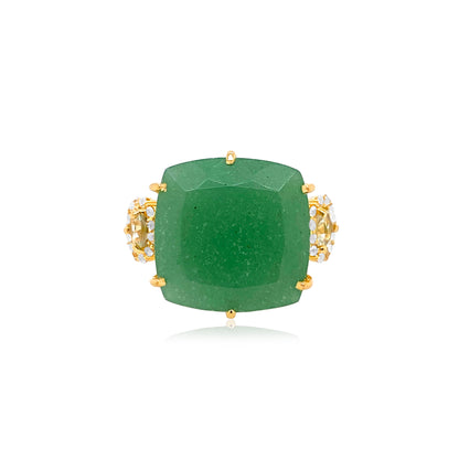 Green gemstone ring with gold accents on a white background
18K Yellow Gold Vermeil over 925 Silver - 4.3 grs
Cushion cut Green Quartz, Prasiolite - 11.0 cts
26 White Topaz round 1.0 mm diamond cut