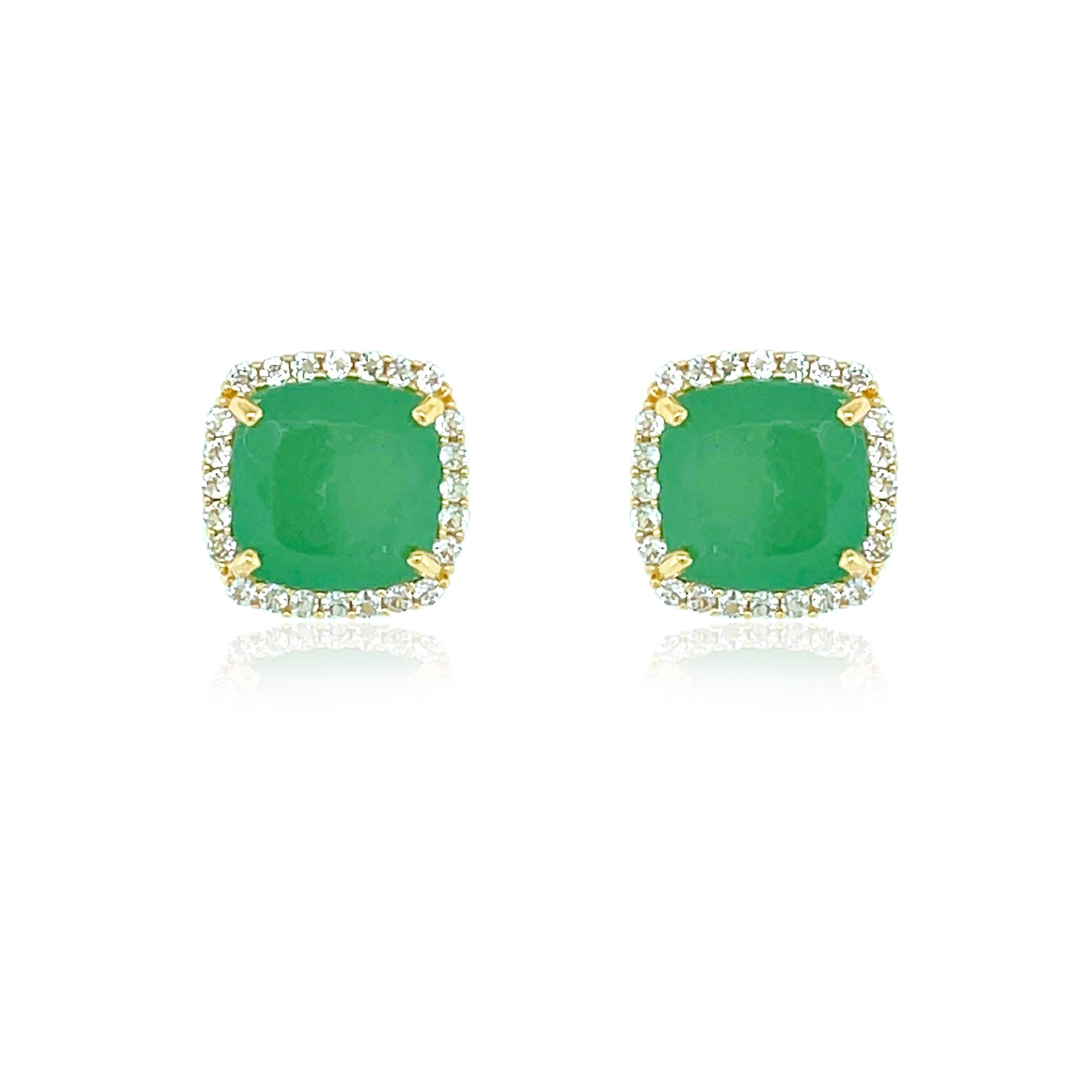 Pair of green gemstone earrings with gold accents on a white background
18K yellow gold Vermeil over 925 Silver - 2.6 grs
Cushion cut Mint Emerald Quartz - 5.6 cts
48 White Topaz round 1.0 mm diamond cut