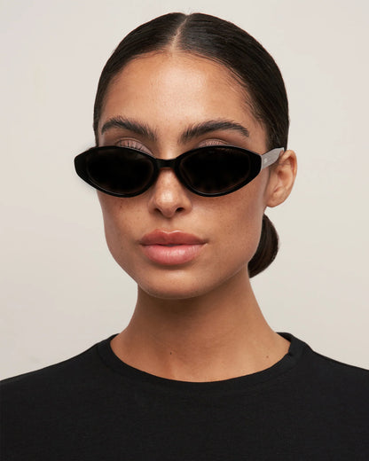 Ivy - Black/Smoke