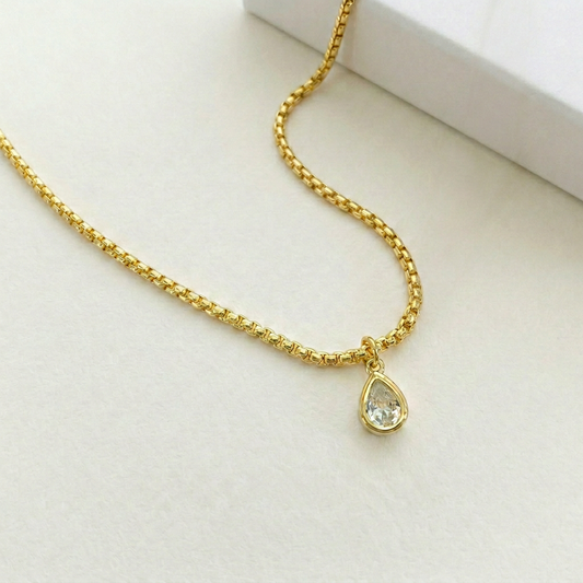 Teardrop Gold Cable Chain Necklace