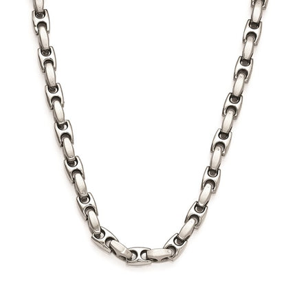 Silver chain necklace on a white background
Material: steel
Color: silver, black
Closure: lobster clasp
Measurement: 24" chain