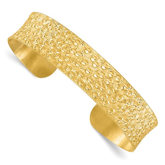 Gold bracelet with intricate pattern on a white background
Material: 925 sterling silver, gold plated
Color: yellow gold
Closure: slip-on, open bangle
Measurement: 13 mm width